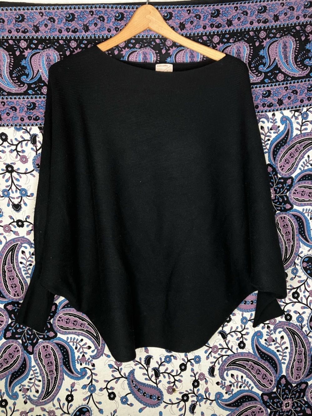 Kerisma Ryu sweater M/L NWT